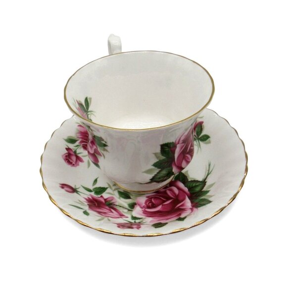 ROYAL ALBERT Bone China Tea Cup and Saucer Large Pink Rose Vintage - Picture 5 of 11